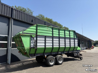 Autochargeuse Deutz K570 opraapwagen