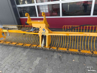 Benne de fauche Herder Mrz430 met cw3 en kantel cilinder