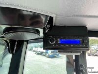 Chargeuse sur pneus Giant G2300 HD Cabine