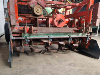 Fraise rotative Pegoraro Pegoraro Beddenfrees met Spuitinstallatie