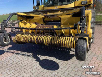Ensileuse automotrice New Holland FX 60 Zelfrijdende Veldhakselaar + PU