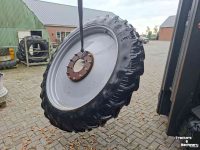 Roues, Pneus, Jantes, Barillets Jumelage BKT 230/95R32 & 270/95R48