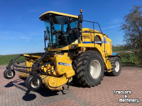 Ensileuse automotrice New Holland FX 60