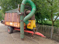 Aspirateur de feuille Miedema zuigwagen
