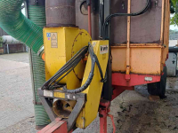 Aspirateur de feuille Miedema zuigwagen