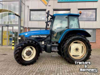 Tracteur New Holland TM125 Range Command Tractor