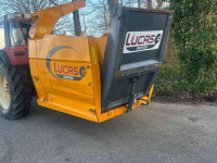 Distributeur de paille pour des logettes Lucas lucas raptor stroblazer