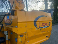 Distributeur de paille pour des logettes Lucas lucas raptor stroblazer