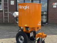 Épandeur de sciure pour des logettes Flingk SE250