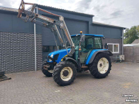 Tracteur New Holland T5050 met voorlader