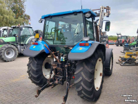 Tracteur New Holland T5050 met voorlader
