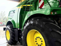Ensileuse automotrice John Deere 8600 40 KM Korrelkneuzer