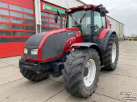 Tracteur Valtra T130