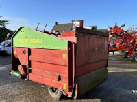Distributeur de fourrage en bloc Strautmann BVW Blokkenverdeelwagen / Blokkendoseerwagen