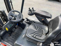 Chariot élévateur Linde E18-02