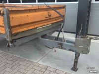 Benne agricole Nimos 4 tons kipper UK-4 bakkenwagen kraan kar