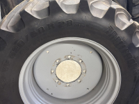 Roues, Pneus, Jantes, Barillets Jumelage Trelleborg TRELLEBORG VF 520/60R28 cpl wielen