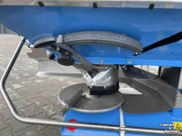 Distributeur d‘engrais Lemken Lemken Tauri 8 kunstmeststrooier