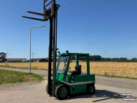 Chariot élévateur Fiat DI 40 C