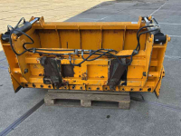 Coupe-blocs d'ensilage Shelbourne Shear Grab SG 300 kuilhapper