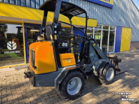 Chargeuse sur pneus Giant D332SWT
