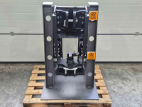 Autres tracteurs et accessoires  Rockinger trekhaakframe met K80 en onderbrug op statief