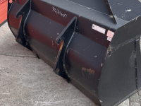 Chargeuse sur pneus JCB 332/R9607