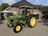 Tracteur John Deere 1750