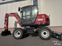 Pelles sur pneus Yanmar B95W