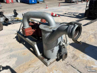 Pompe à lisier Battioni Pagani Mestpomp BR 200 op driepunt met stenenvanger