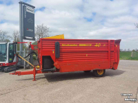 Distributeur de fourrage en bloc Schuitemaker Amigo 40S blokkendoseerwagen