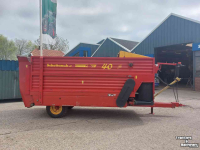 Distributeur de fourrage en bloc Schuitemaker Amigo 40S blokkendoseerwagen