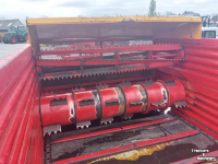 Distributeur de fourrage en bloc Schuitemaker Amigo 40S blokkendoseerwagen