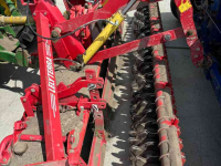 Combination de préparation du lit de semence  Kopeg zaaicombinatie: Lely rotoreg + Nordsten zaaimachine