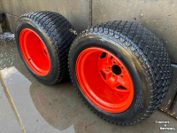 Roues, Pneus, Jantes, Barillets Jumelage Kubota 26X12-16  Wielen - banden   tbv ZD1211 kubota