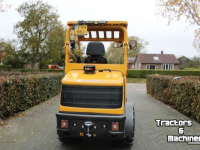 Chargeuse sur pneus Eurotrac W12 MS