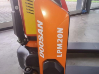 Transpalette électrique Doosan LPM20N-7