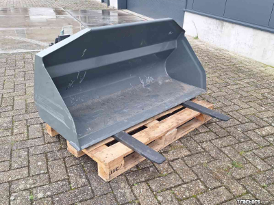 Godets Kramer grondbak palletvorken