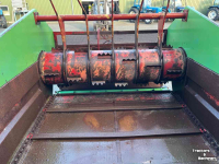 Distributeur de fourrage en bloc Strautmann BVW 214