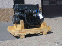 Moissonneuse batteuse Case-IH FPT Cursor 9 - F3GG613A Parts no:5802504742