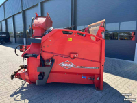 Distributeur de paille pour des logettes Kuhn Primor 2060 H