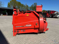 Distributeur de paille pour des logettes Kuhn Primor 2060 H