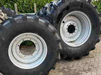 Roues, Pneus, Jantes, Barillets Jumelage Vredestein 600/65R28 + 710/70R38 Traction XXL