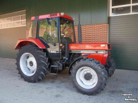 Tracteur Case-IH 844 XL
