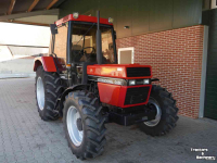 Tracteur Case-IH 844 XL