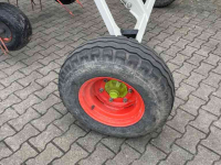 Faneur Claas Volto 1300T