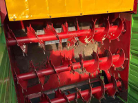 Remorque distributrice Strautmann FVW 160