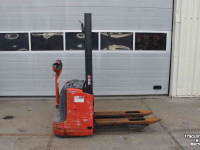 Transpalette électrique Linde L12i palletstapelaar palletheffer palletwagen defect