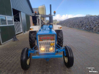 Tracteur Ford 2000