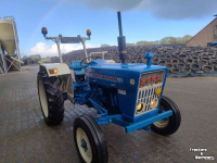 Tracteur Ford 2000
